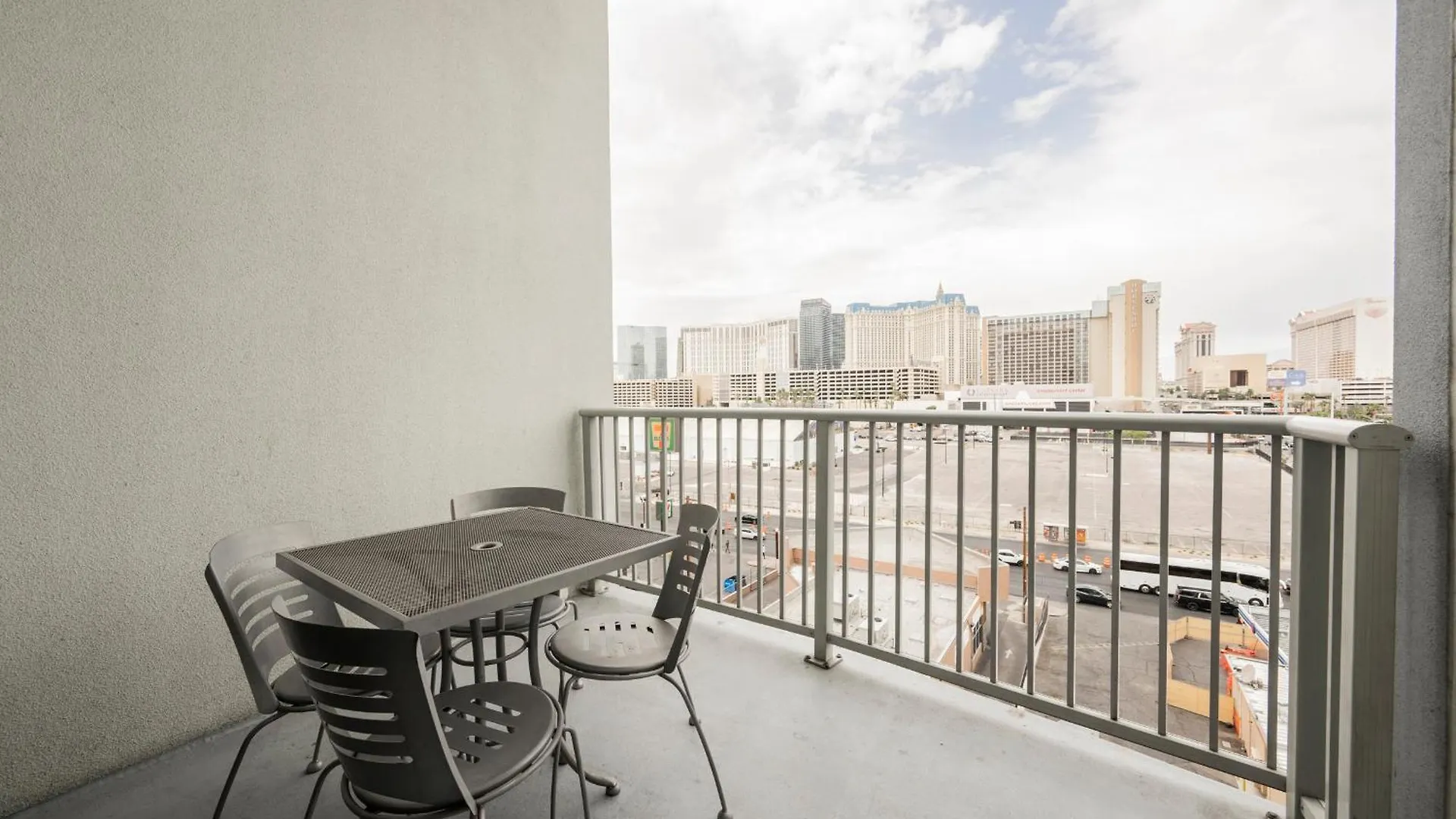 Stripviewsuites At Platinum 拉斯维加斯 公寓